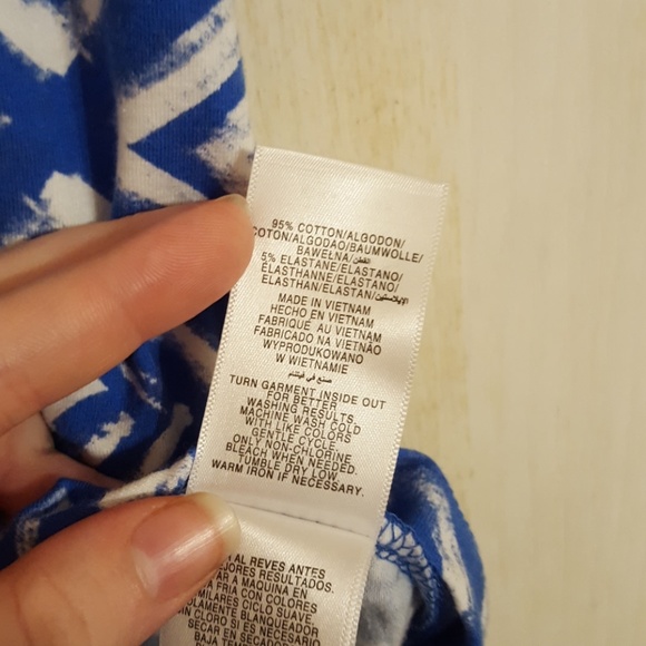 Geometric Tank Top - Picture 3 of 4